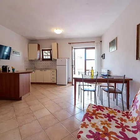 Cecilia - Lejlighedshotel Procchio (Isola d'Elba)